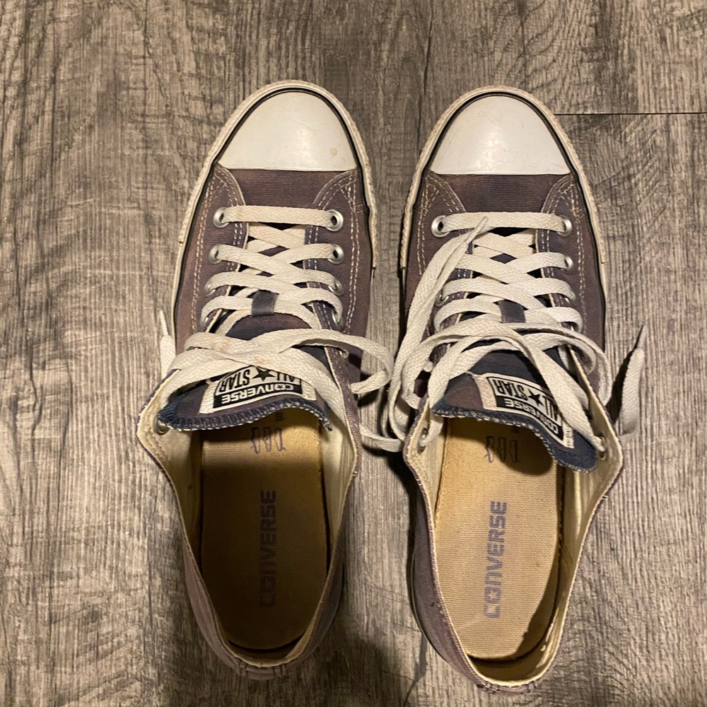Converse blue